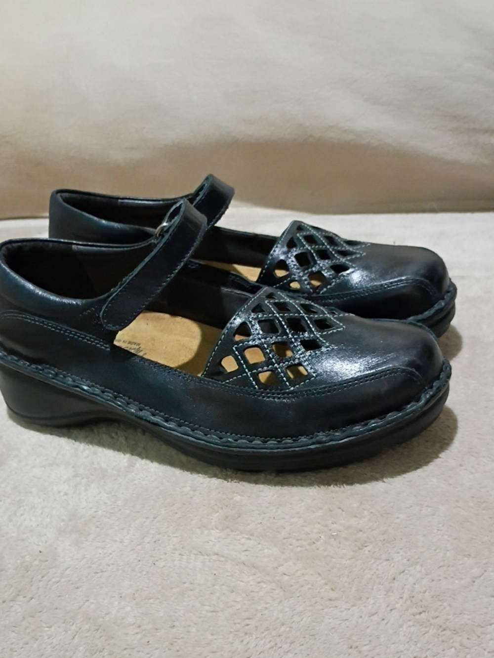 NWT.Naot Black Leather Mary Jane Clog with Lattice Cutouts